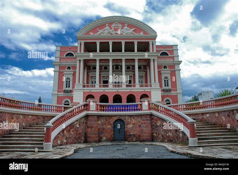 Das Teatro Amazonas: Ein Prachtstück aus Opernhaus und Amazonas-Exotik!