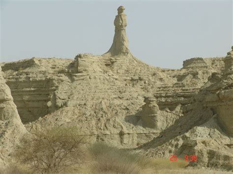 Der Hingol Nationalpark: Ein unvergessliches Abenteuer im Herzen Balutschistans!