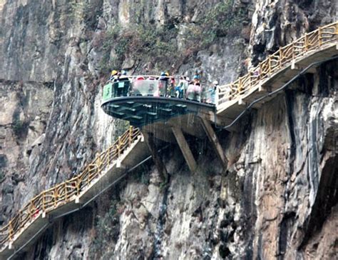  Der Shimenguan Große Mauer Pass: Ein historischer Fensterblick mit einer Prise Abenteuer!