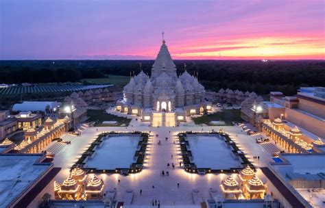 Der Vaikuntha Mani Mandir - Ein verstecktes Juwel hinduistischer Architektur in Vietnam!