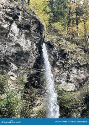 Die Heilongtan Wasserfälle: Ein tosendes Naturspektakel im Herzen von Baoshan!