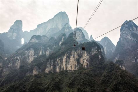 Die Tianmen-Berggipfel - majestätische Schönheit mit einer Seilbahnfahrt der Extraklasse!