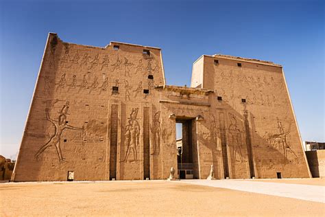  Der Tempel von Horus am Edfu: Ein Zeitsprung ins alte Ägypten!